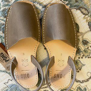 Pons Avarcas Classic Sandal - Women's